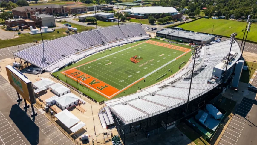 Getty Images A birds-eye view of an American football stadium