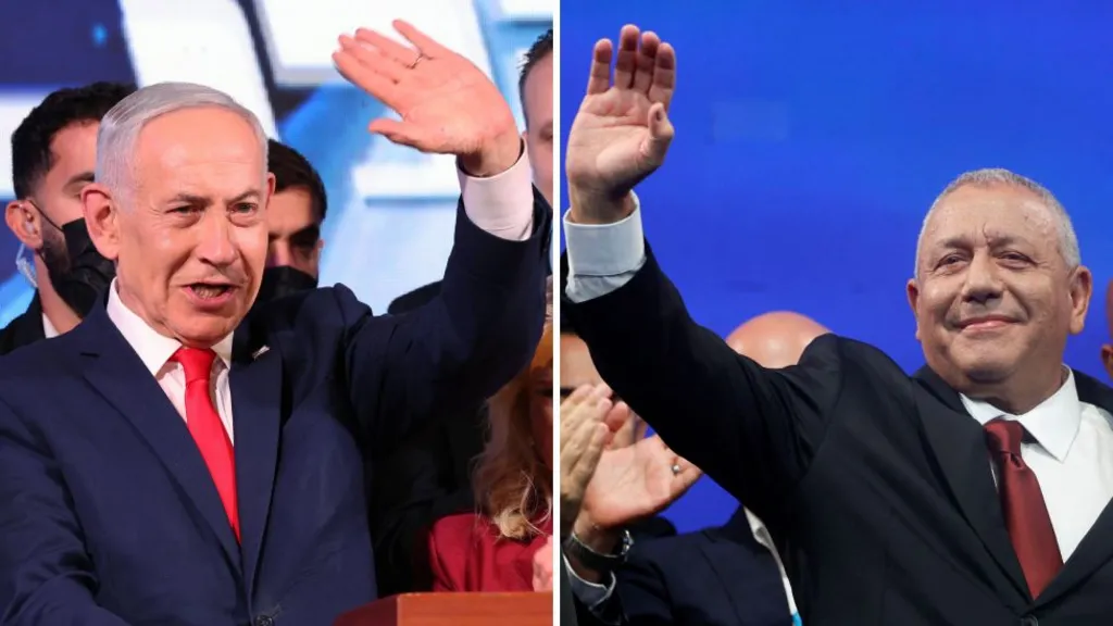 EPA/Reuters Composite image showing Benjamin Netanyahu (L) and Gadi Eisenkot (R)